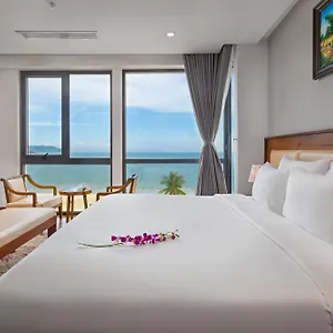 Alisia Beach **** Da Nang